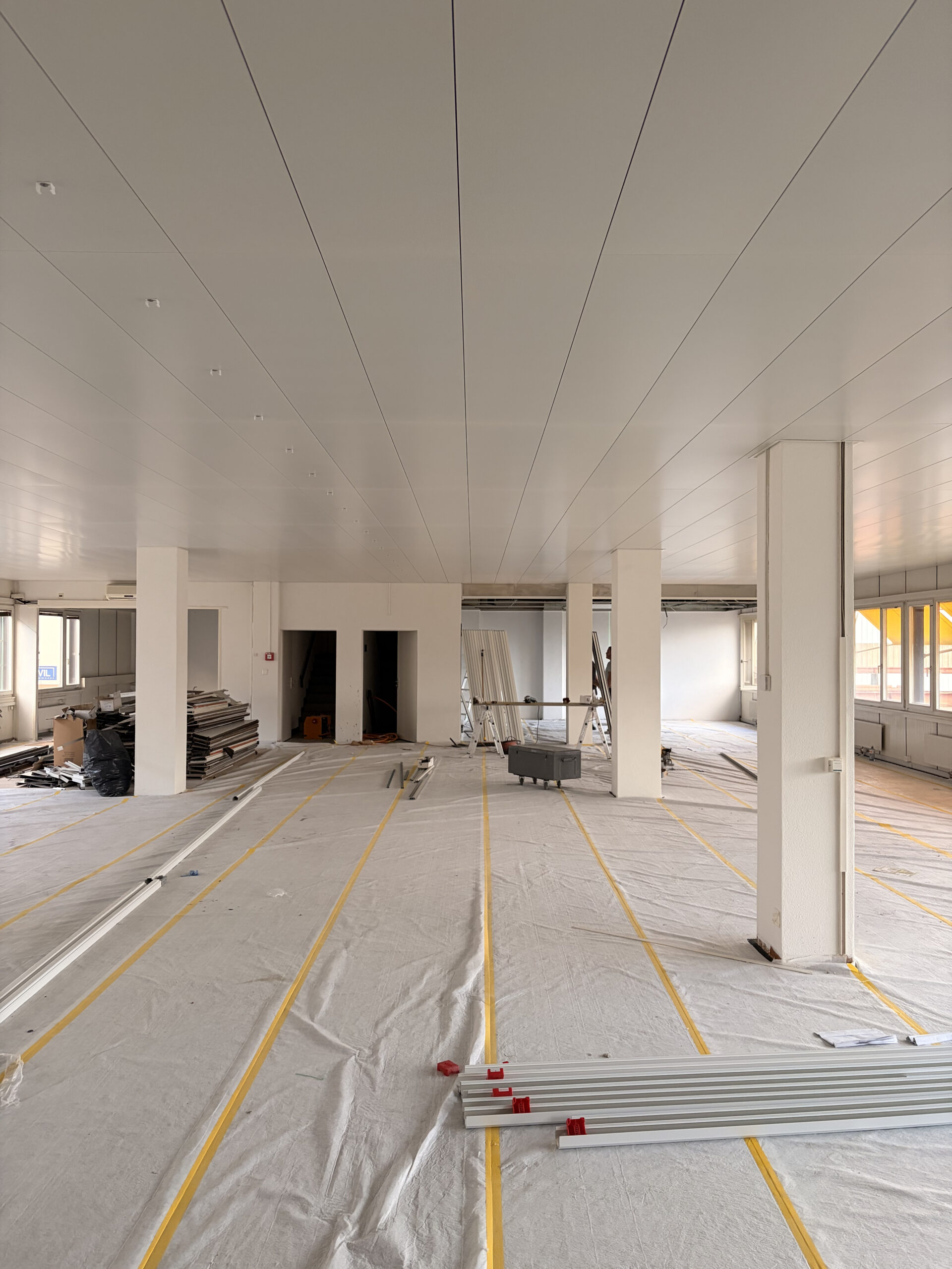 Plafond métallique